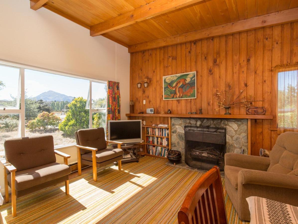 Southern Lakes Sweetie - Albert Town Bach Wanaka Eksteriør billede