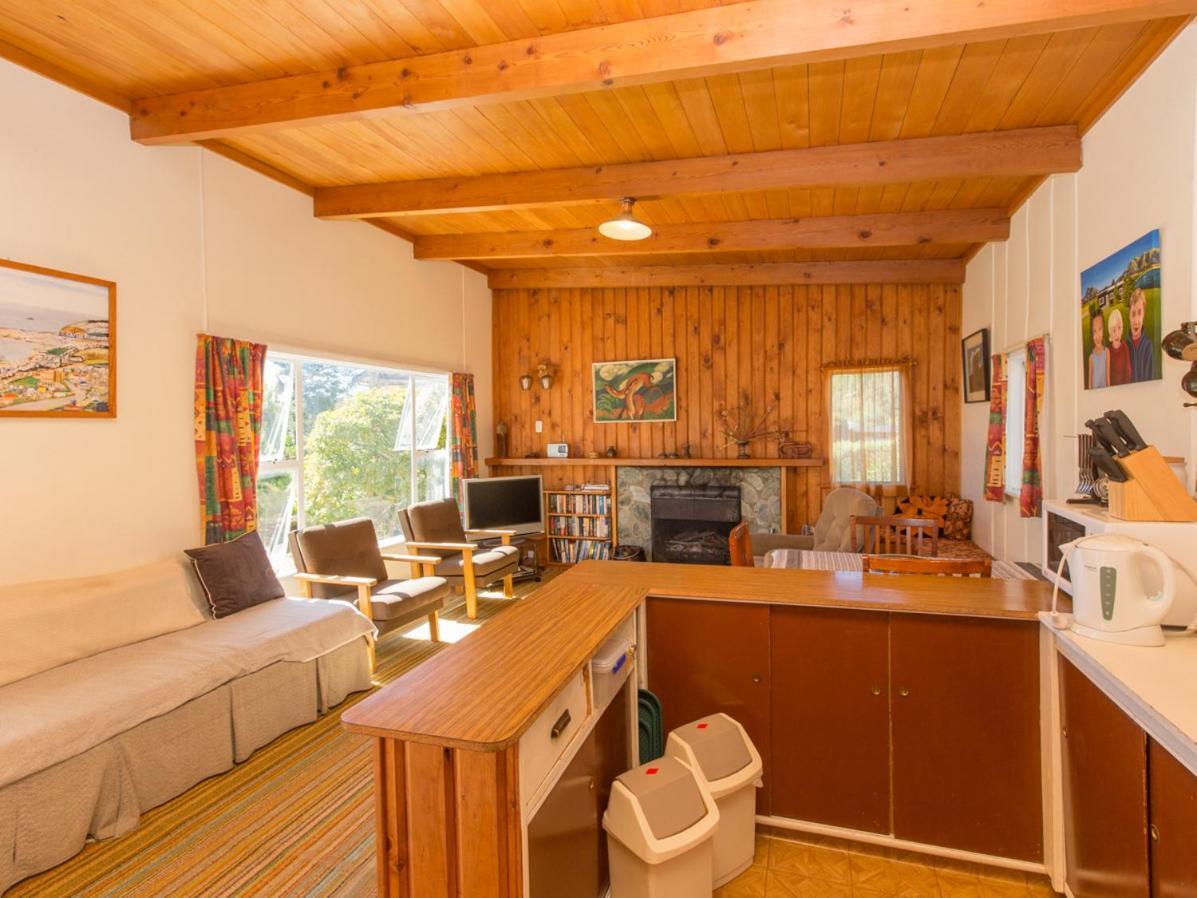 Southern Lakes Sweetie - Albert Town Bach Wanaka Eksteriør billede